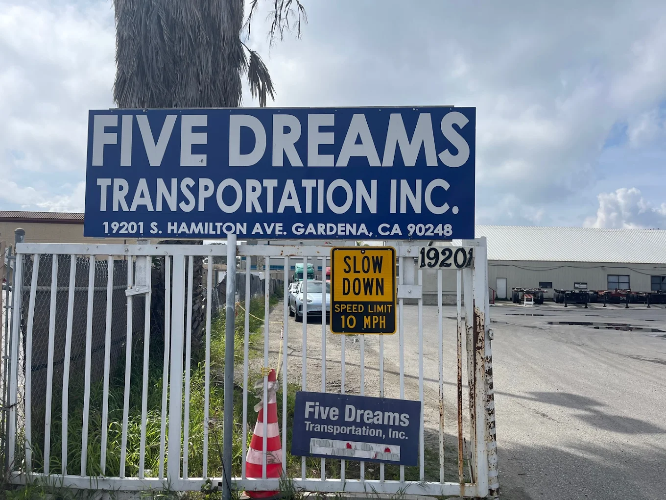 Five Dreams Transportation Inc. logo