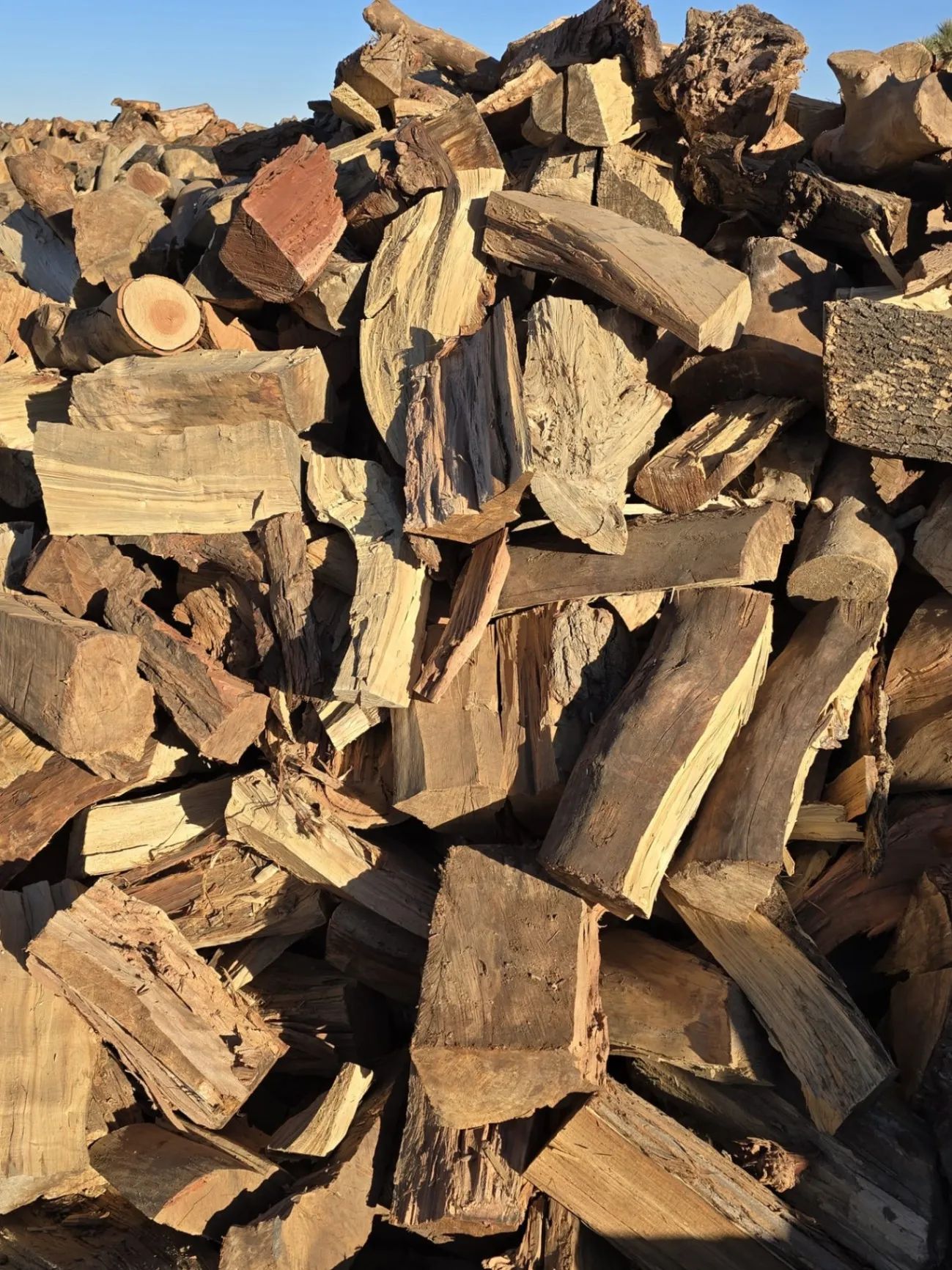 Compa Guero Firewood - San Bernardino, California